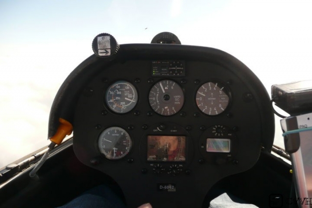  Pasar a los mandos de un planeador 